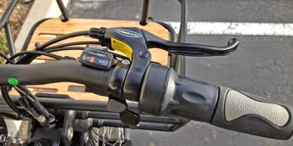 2014 Izip E3 Metro Twist Throttle