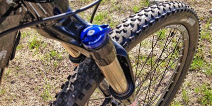 2014 Izip Peak Electric Mountain Bike Suspension Lockout