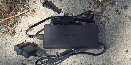 2016 Izip E3 Path Plus Shimano Steps Battery Charger