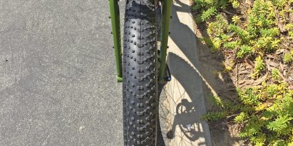 2017 Izip E3 Sumo Kenda Juggernaut Fat Tires