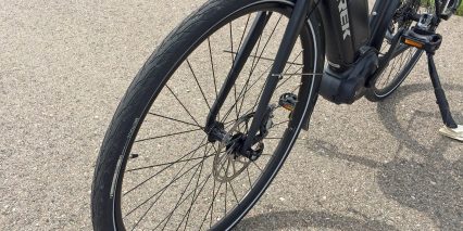 Trek Crossrip Plus Bontrager H1 Gravel Grinder Tires