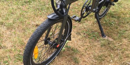 Evelo Quest One Spaninga Galeo Integrated Headlight Reflective Tires