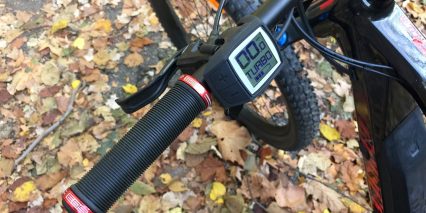 Moustache Samedi 27 Trail 8 Bosch Purion Compact Display