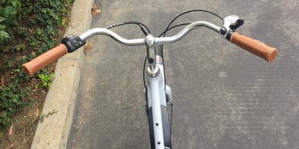 2018 Raleigh Retroglide Ie Swept Back Steel Handlebar Padded Grips