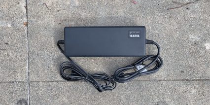 Yamaha Cross Core 4amp Battery Charger