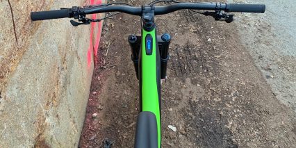 Specialized Turbo Levo Expert Tcu Display Unit In Top Tube Buttons On Left Bar