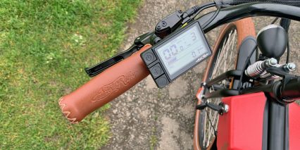 2019 Ariel Rider N Class Stiched Leather Grips Display