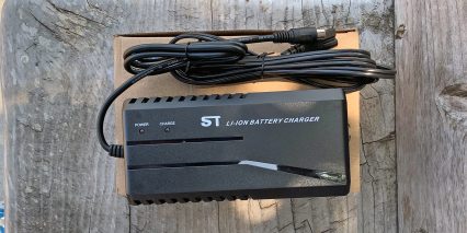 2019 Motiv Sherpa Battery Charger