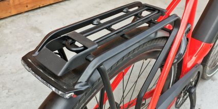 Gazelle Ultimate T10 Plus Hmb Rear Rack Integrated Hermanns Taillight Bungee Clip