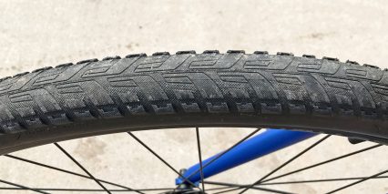 Trek Verve Plus 2 Bontrager H5 Tire Hybrid Tread Pattern