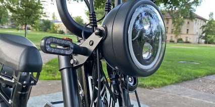 Juiced Bikes Hyperscorpion 2000 Lumen Motorcycle Headlight And Blinkers