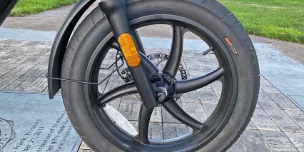 Juiced Bikes Hyperscorpion Innova Street Tire On Cast Alloy Wheels