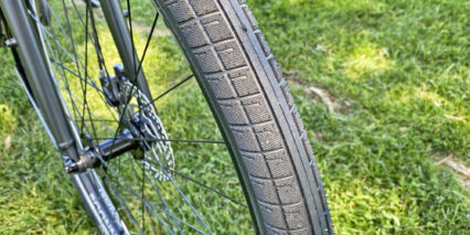 Trek Verve Plus 3 Bontrager E6 Hybrid Tread Tires