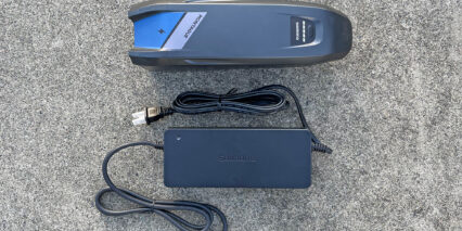 Montague M E1 Ebike Shimano Battery And 4 Amp Charger