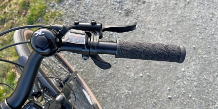 Kona Ecoco Shimano Acera 9 Speed Trigger Shifter And Rotary Action Bell