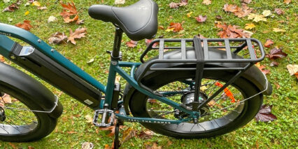 2022 Magnum Nomad Rear Rack Kickstand Wellgo Pedals