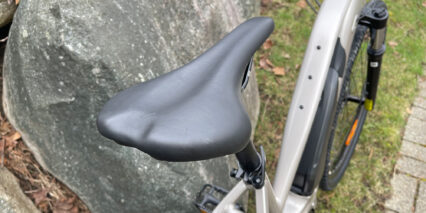 2022 Devinci E Milano Velo Active Saddle 30 9mm Seat Post